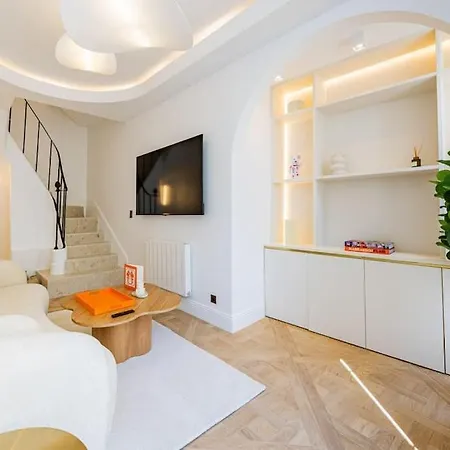 Apartament Townhouse Sacree Coeur Place Du Tertre Montmartre
